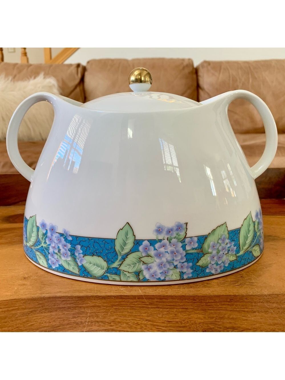 Graf Von Henneberg Balvaria Germany Tureen With Lid